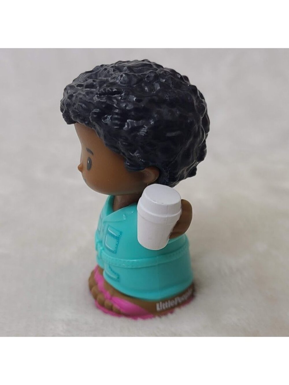 Fisher Price Little People Mom Figure Coffee Cup Teal Outfit 2021 Mattel - Picture 4 of 8